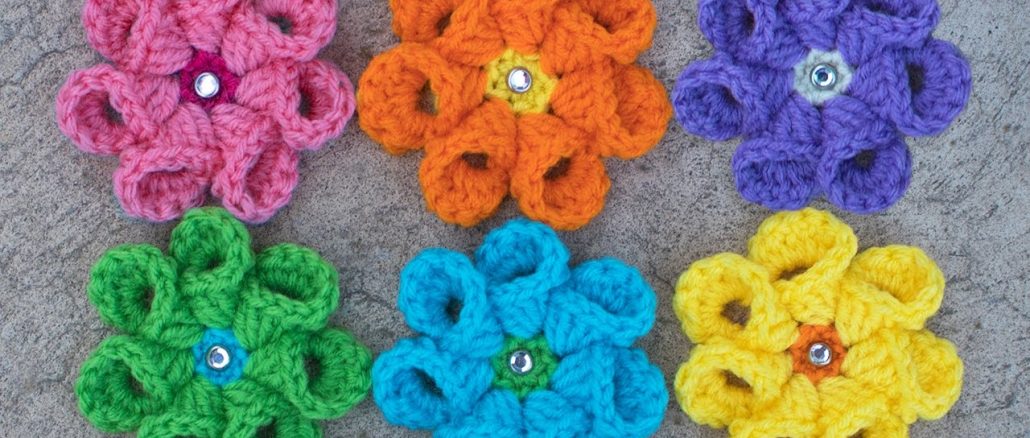 Crochet Bell Petal Flower and Flowers with a Twist