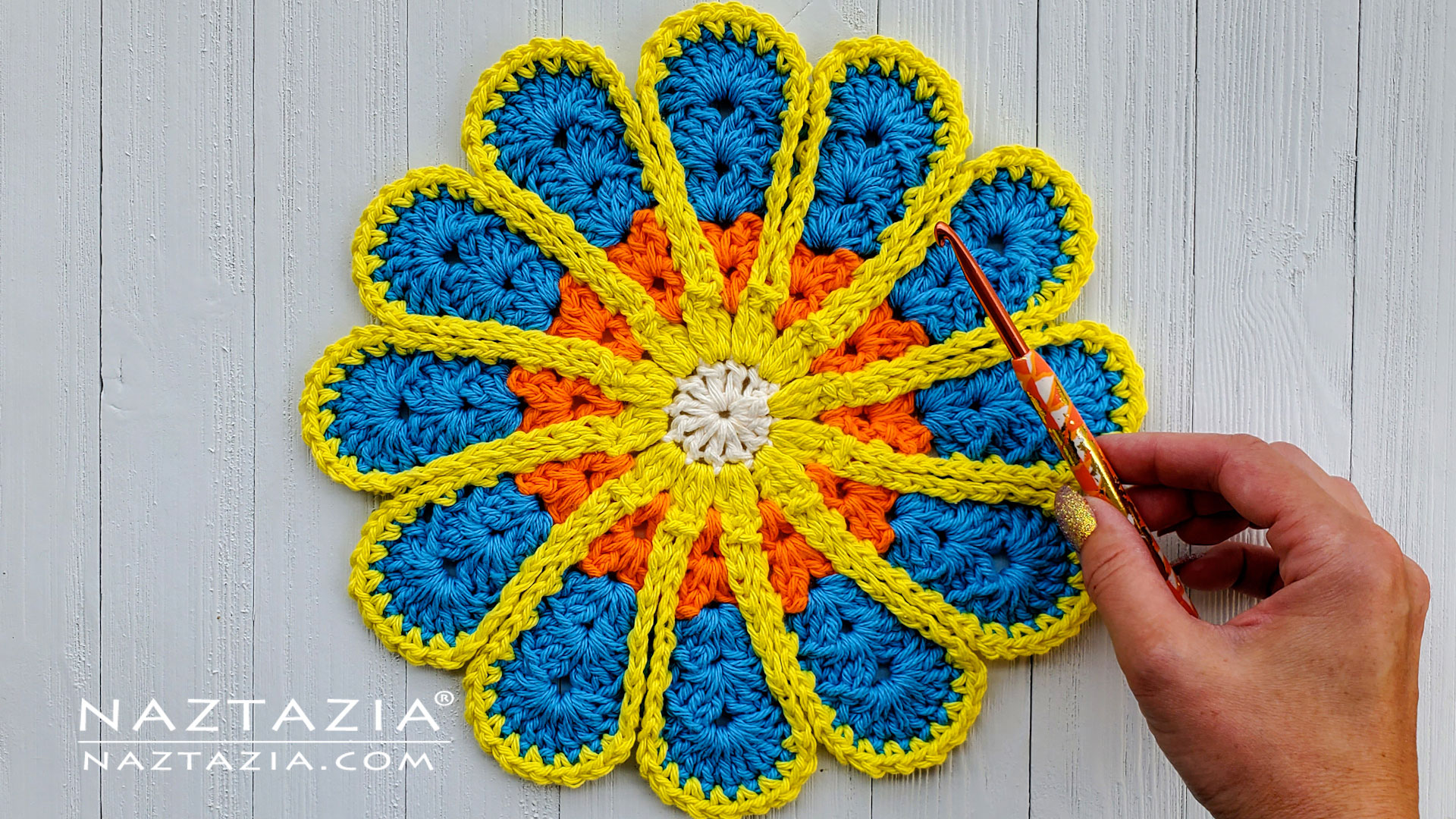 Crochet 12 Petal Flower Written Pattern and Video Tutorial