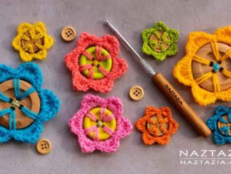 How to Crochet Button Flower