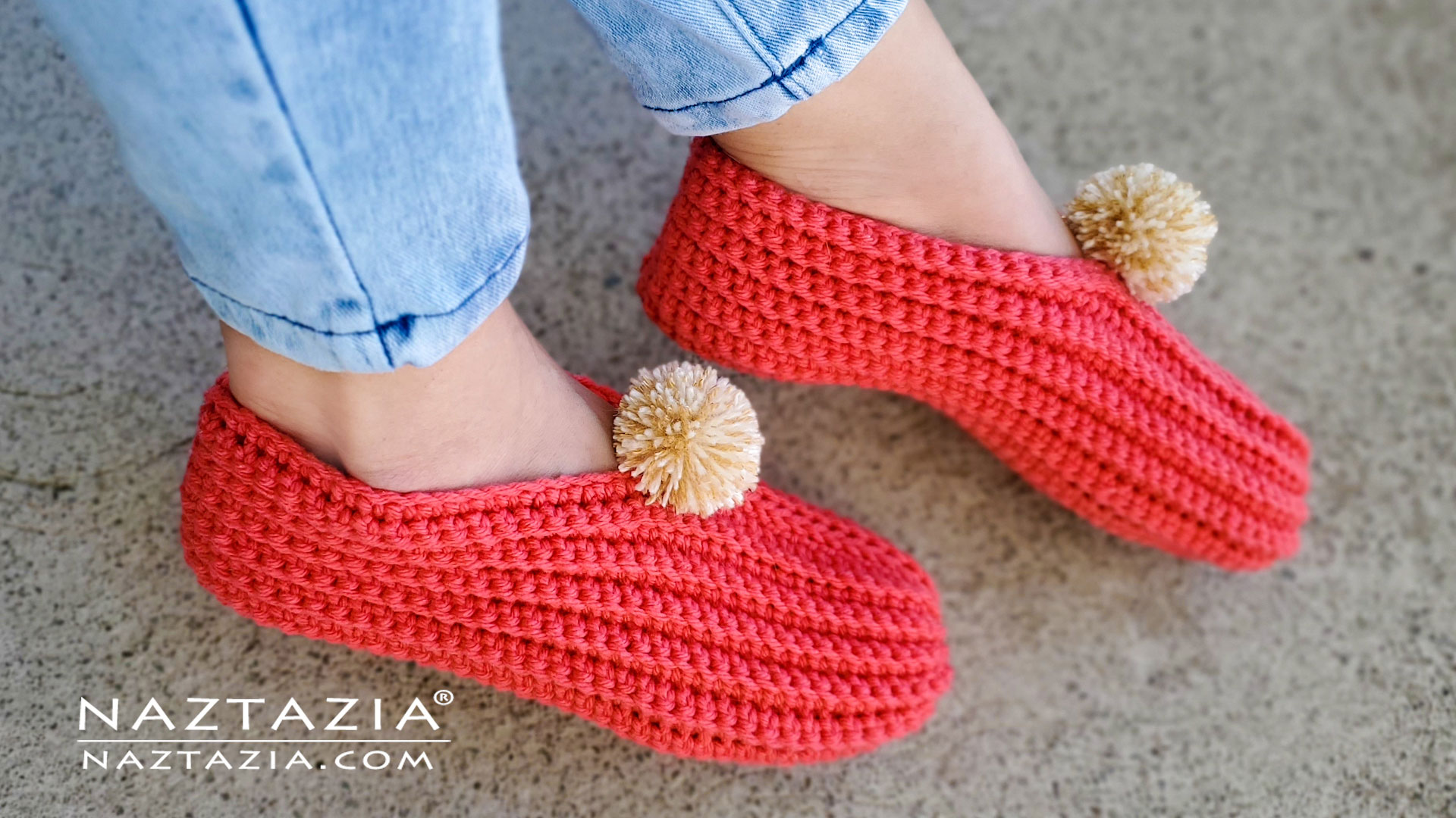 Slipper boots with Faux Fur Trim – Free Tunisian Crochet Pattern! -  KnitterKnotter