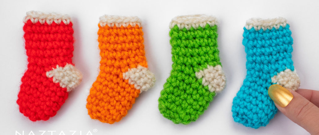 Crochet Mini Stocking Pattern