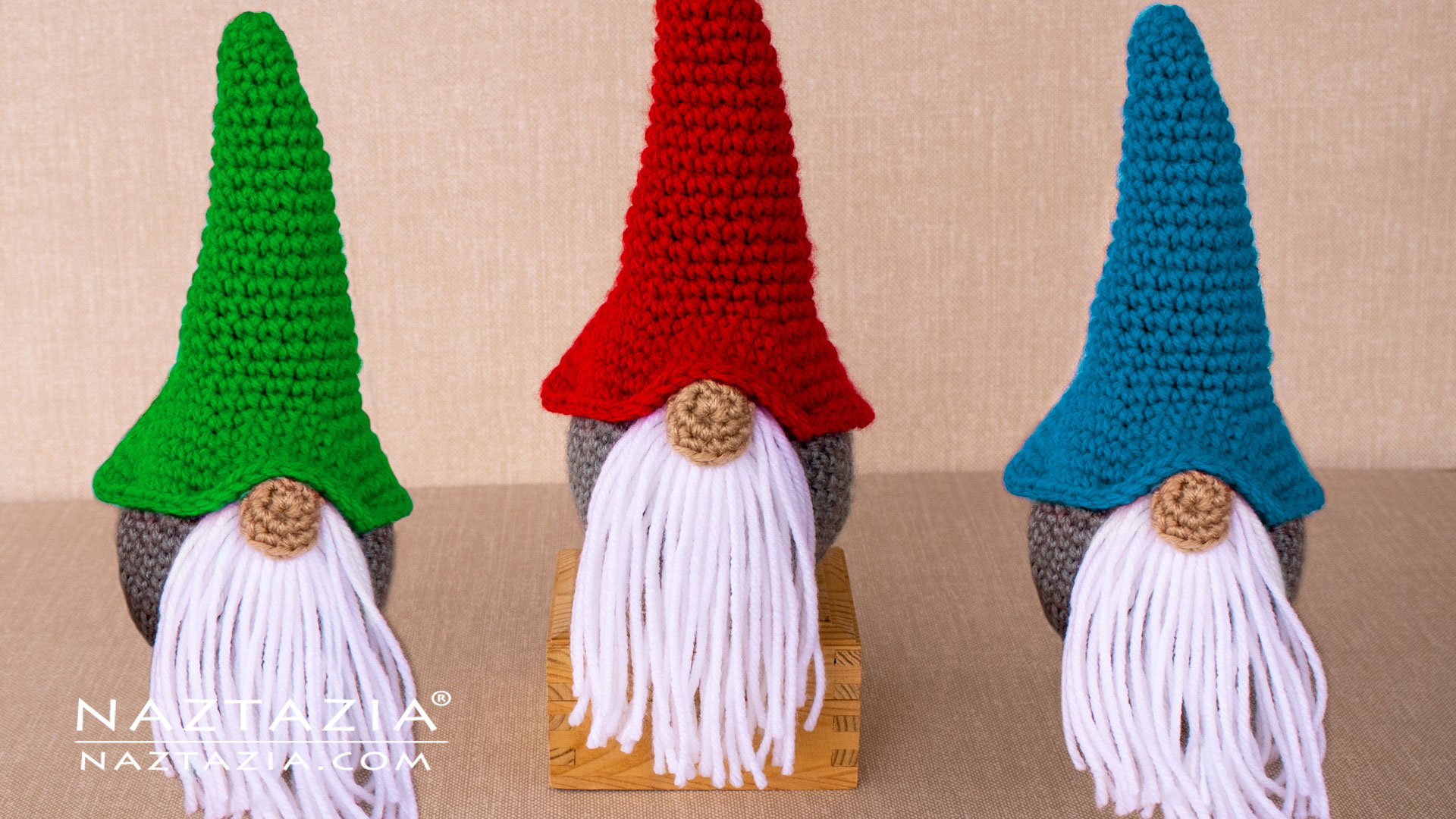 Crochet Christmas Gnome - Naztazia