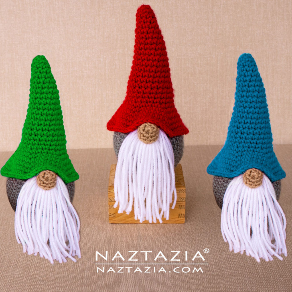 Crochet Christmas Gnome - Naztazia